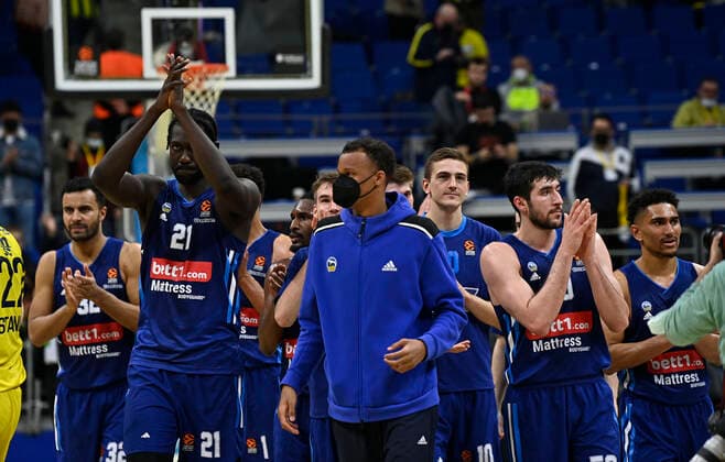 Alba Berlin Players victory celebrates after the Turkish Airlines EuroLeague Regular Season Round 21 match between Fenerbahce Beko Istanbul and Alba Berlin at Ulker Sports Arena in Istanbul, Turkey , on March 29, 2022 