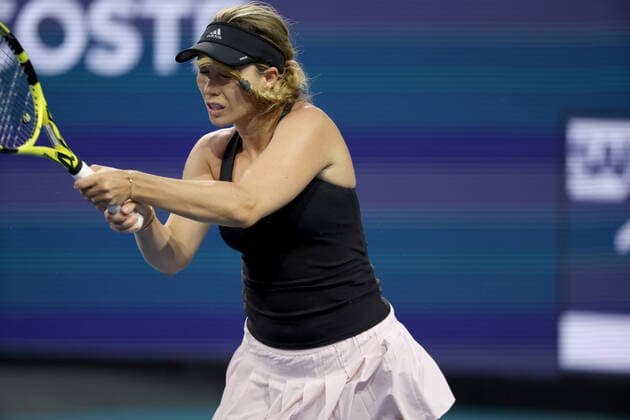 Tennis, WTA-Turnier in Miami March 29, 2022, Miami Gardens, Florida, United States Of America: MIAMI GARDENS, FLORIDA - MARCH 29: Naomi Osaka of Japan defeats Danielle Collins of the United States in their quarter final match on day 9 of the Miami Open at Hard Rock Stadium on March 29, 2022 in Miami Gardens, Florida ...People: Danielle Collins Miami Gardens United States Of America - ZUMAs214 20220329_zda_s214_018 Copyright: xSMGx