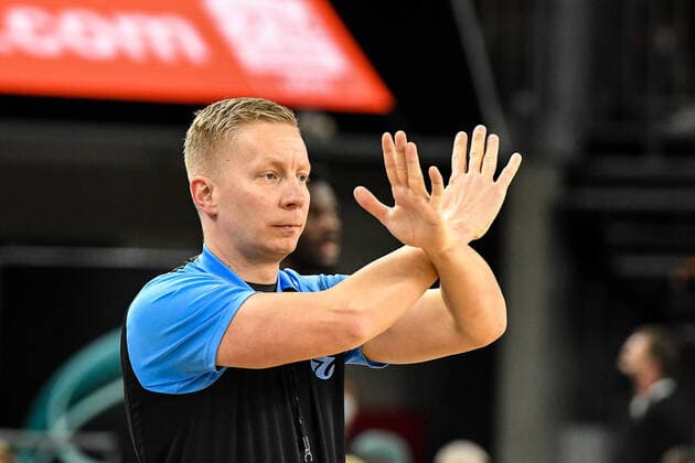 GER, EuroCup, ratiopharm ulm vs Frutti Extra Bursaspor 29 03 2022, ratiopharm arena, Neu Ulm, GER, EuroCup, ratiopharm ulm vs Frutti Extra Bursaspor, in picture referee Rain Peerandi nordphotoxGmbHx xHafner nph00200