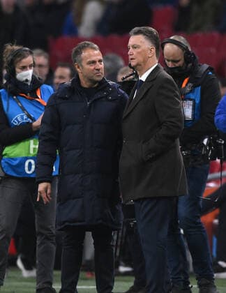 German coach Hansi Flick Germany , left , and coach Louis van Gaal Netherlands before the match 29 03 2022, Football 2022, GER, international match, Netherlands Germany 1 1, , Photo Maik Hölter TEAM2sportphoto Amsterdam Johan Cruijff ArenA Netherlands Team2