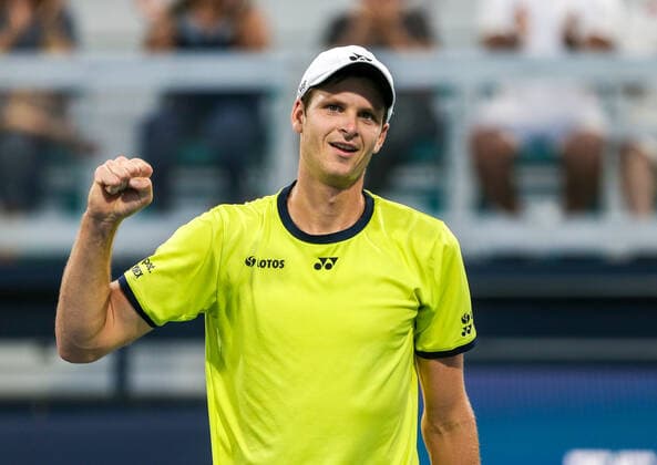 March 29, 2022, Miami Gardens, Florida, United States: Hubert Hurkacz (POL) reacts after winning his men s singles fourth round at the Miami Open presented by Itau at Hard Rock Stadium in Miami Gardens, Florida. Miami Gardens United States - ZUMAw109 20220329_zap_w109_046 Copyright: xDebbyxWongx