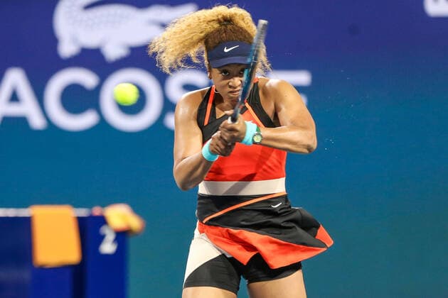 March 29, 2022, Miami Gardens, Florida, United States: Naomi Osaka (JPN) returns a shot during the women s singles quarterfinals at the Miami Open presented by Itau at Hard Rock Stadium in Miami Gardens, Florida. Miami Gardens United States - ZUMAw109 20220329_zap_w109_061 Copyright: xDebbyxWongx