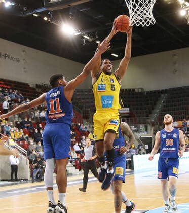 Justin Simon Riesen, right MHP Riesen Ludwigsburg vs Mitteldeutscher BC Basketball Bundesliga 2021 2022 Ludwigsburg , GER, 30 03 2022,