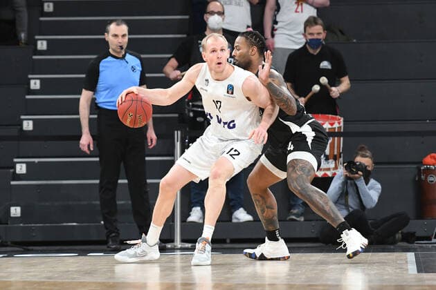 Basketball I Men I 2021 2022 season I Eurocup I 17 matchday I Hamburg Towers Dolomiti Energia Trento I 30 03 2022 Seth Hinrichs 12, Hamburg Towers vs 4, Dolomiti Energia Trento Hamburg edel optics de Arena Hamburg Germany Copyright: xLobeca AndreasxHannigx