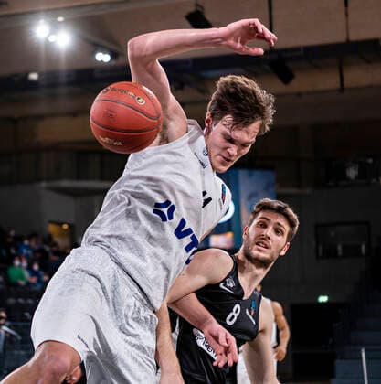 Maik Kotsar Towers , Luca Conti Trento 30 03 22, Hamburg, Hamburg Towers vs Dolimiti Energia Trento, Basketball 7Days EuroCup, Round 17, Season 2021 2022 Â