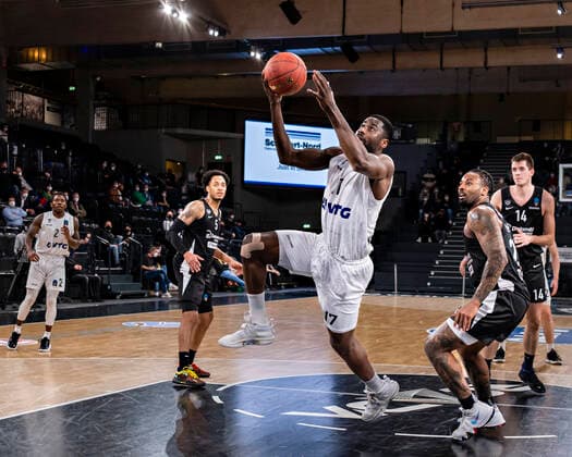 Cameron Reynolds Trento , Eddy Edigin Towers , Jordan Caroline Trento 13 01 20, Hamburg, Hamburg Towers vs Dolimiti Energia Trento, Basketball 7Days EuroCup, Round 17, Season 2021 2022 Â