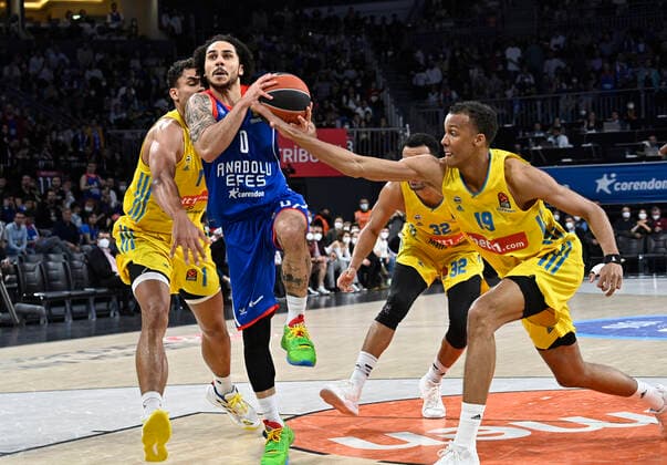 Basketball, EuroLeague, Anadolu Efes Istanbul - Alba Berlin