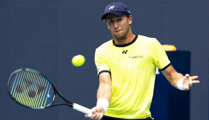 Casper Ruud from Norway returns a forehand shot to Francisco Cerundolo from Argentina during the semi-finals at the Miami Open in the Hard Rock Stadium in Miami Gardens, Florida, on Friday, April 1, 2022. Ruud defeated Cerundolo 6-4, 6-1 to advance to the finals.  MIA20220401115 GARYxIxROTHSTEIN