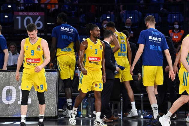 Jonas Mattisseck (9) and Jaleen Smith (3) of Alba Berlin during the Turkish Airlines EuroLeague Regular Season Round 33 match between Anadolu Efes Istanbul and Alba Berlin at Sinan Erdem Sports Arena in Istanbul, Turkey , on April 01, 2022 
