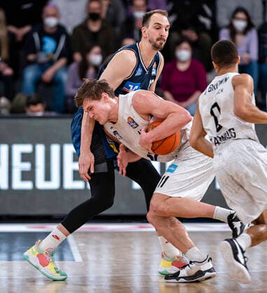Dejan Kovacevic HARKO , Maik Kotsar Towers 01 04 22, Hamburg, Hamburg Towers vs Hakro Merlins Crailsheim, easyCredit BBL, Basketball Bundesliga, 1 Liga, season 2021 2022, 28 matchday Â