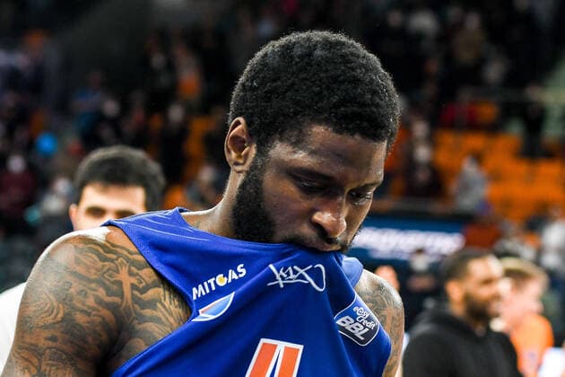 GER, BBL, ratiopharm Ulm vs Syntainics MBC 02 04 2022, ratiopharm arena, New Ulm, GER, BBL, ratiopharm Ulm vs Syntainics MBC, in picture AJ English Syntainics, 4 , disappointment after end of game nordphotoxGmbHx xHafner nph00200