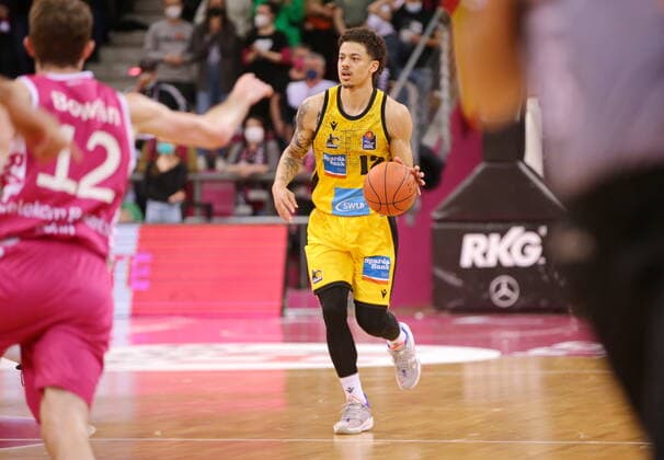 Telekom Baskets Bonn vs Jonah Radebaugh MHP RIESEN Ludwigsburg easyCredit BBL 1 Bundesliga , 2021 2022 season , Main round 28 matchday