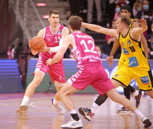 Oleksandr Lypovyy Telekom Baskets Bonn vs MHP RIESEN Ludwigsburg easyCredit BBL 1 Bundesliga , 2021 2022 season , Main round 28 matchday