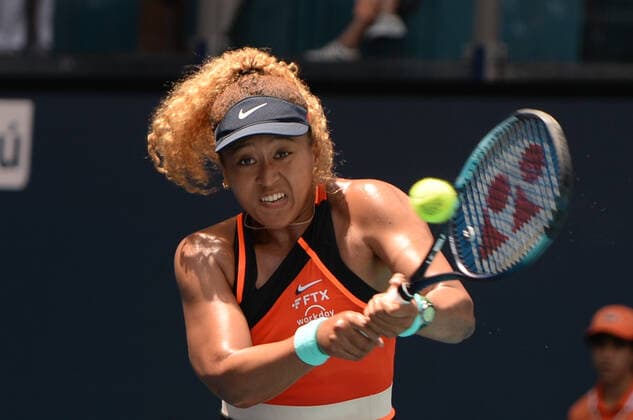 Naomi Osaka (JPN) is defeated by Iga Swiatek (POL) 4-6, 0-6, at the Miami Open being played at Hard Rock Stadium in Miami Gardens, Florida on April 2, 2022: Ã‚ Tennisclix CSM Miami Gardens USA - ZUMAc04_ 20220402_zaf_c04_041 Copyright: xKarlaxKinnex
