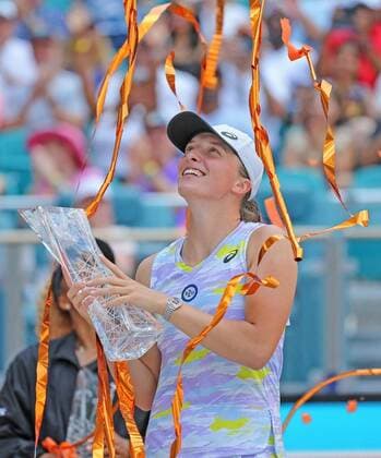 Sport Themen der Woche KW13 April 2, 2022: Iga Swiatek reacts after defeating Naomi Osaka during the Miami Open Women s Final at Hard Rock Stadium in Miami Gardens, Florida on Saturday, April 2, 2022. - ZUMAm67_ 0154381521st Copyright: xAlxDiaz Adiaz@Miamiherald.Comx