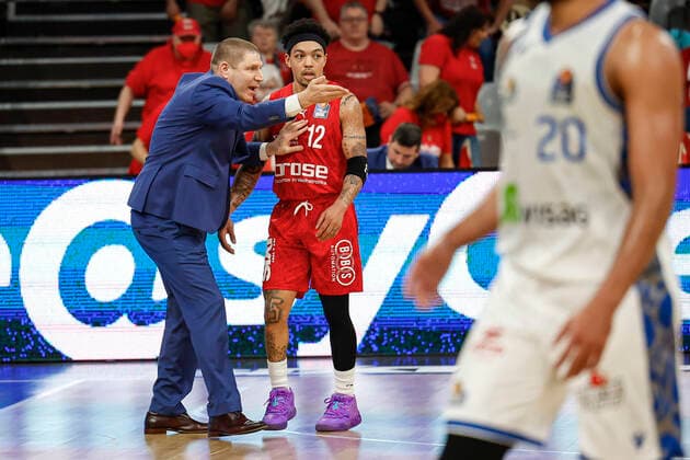 left Headcoach Oren Amiel Brose Bamberg right Justin Robinson Brose Bamberg, 12 Brose Bamberg Fraport Skyliners Frankfurt easyCredit BBL Basketball Bundesliga Saison 2021 22 Spieltag 28, 28 03 2022 Bamberg, Brose Arena Foto Daniel Löb Loeb Copyright: DanielxLöb