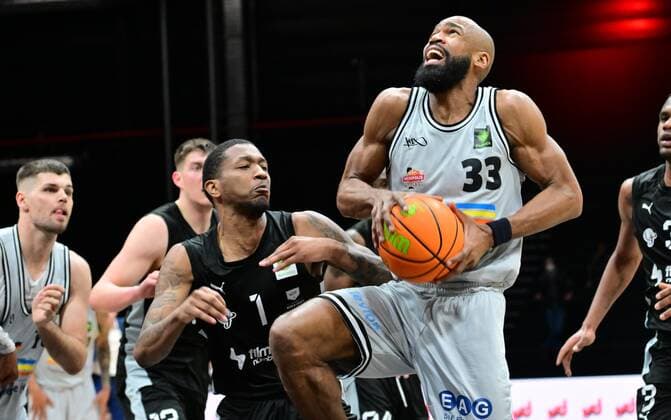 03 04 2022 Basketball Season 2021 2022 2 Bundesliga Pro A 33 Matchday Nürnberg Falcons Basketball Club NBC Medipolis SC Jena Dupree Mc Brayer 1, Nürnberg Falcons BC NBC Brandon Omar Thomas 33, Medipolis SC Jena
