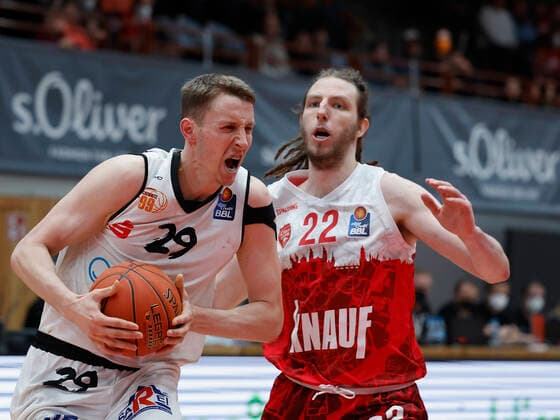 03 04 2022, s Oliver Wuerzburg vs NINERS Chemnitz, easyCredit BBL, 28 Matchday, GER, Wuerzburg, tectake Arena, In picture from left Mindaugas Susinskas NINERS Chemnitz and Craig Moller s Oliver Wuerzburg Copyright: HMBxMedia xHeikoxBecker