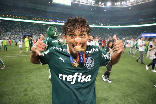 Bilder des Jahres 2022, Sport 04 April Sport Themen der Woche KW13 Sport Bilder des Tages April 3, 2022, Sao Paulo, Brazil: Palmeiras players celebrate the title of Champion Paulista 2022 after a 4-0 victory over Sao Paulo, in a soccer match held at Allianz Parque stadium, in Sao Paulo, on Sunday (3). Goals of the Palmeiras team were scored by Danilo, Ze Rafael and Raphael Veiga (twice).  Copyright: xLecoxVianax