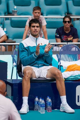 MIAMI GARDENS, FL - APRIL 3: Carlos Alcaraz celebrates winning the Men s Final of the Miami Open on APRIL 3, 2022 at Hard Rock Stadium in Miami Gardens, FL. (Photo by Aaron Gilbert Icon Sportswire) TENNIS: APR 03 Miami Open Icon22040317614