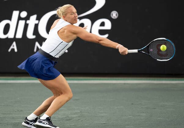 Sport Bilder des Tages April 4,2022: Kaia Kanepi (EST) defeated Shelby Rogers (USA) 7-6, 5-7, 6-2, at the CreditOne Charleston Open being played at Family Circle Tennis Center in Charleston, South Carolina. Tennisclix CSM Charleston USA - ZUMAc04_ 20220404_zaf_c04_015 Copyright: xLesliexBillmanx