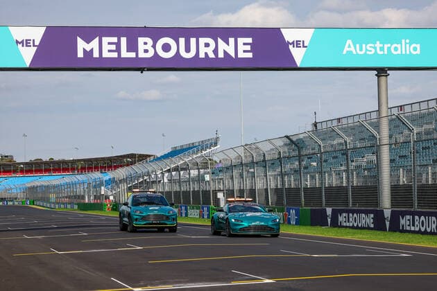 The FIA Aston Martin Safety Car and Medical Car in action during the Formula 1 Heineken Australian Grand Prix 2022, 3rd round of the 2022 FIA Formula One World Championship, WM, Weltmeisterschaft on the Albert Park Circuit, from April 8 to 10, 2022 in Melbourne, Australia - F1 - AUSTRALIAN GRAND PRIX 2022 DPPI Panoramic  20220406_GOOD3118