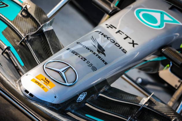 Sport Bilder des Tages April 6, 2022, Melbourne, Victoria, Australia: MELBOURNE, AUSTRALIA - APRIL 6: Preparations and atmosphere in Mercedes garage at the 2022 Australian Formula 1 Grand Prix on 6th April 2022 Melbourne Australia - ZUMAp121 20220406_zsp_p121_043 Copyright: xChrisxPutnamx