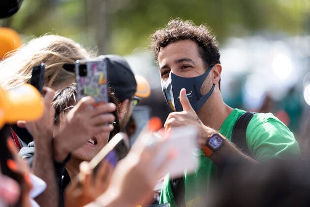MELBOURNE, AUSTRALIA - APRIL 07: Daniel Ricciardo (3) of Australia and McLaren F1 Team arrives at the Australian Formula One Grand Prix at Albert Park on April 07, 2022 in Melbourne, Australia. (Photo by Steven Markham Icon Sportswire) AUTO: APR 07 F1 - Australian Grand Prix Icon22040705881