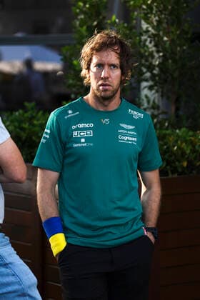 5 Sebastian Vettel DEU, Aston Martin Aramco Cognizant F1 Team , F1 Grand Prix of Australia at Melbourne Grand Prix Circuit on April 7, 2022 in Melbourne, Australia Photo by HOCH ZWEI Melbourne Australia