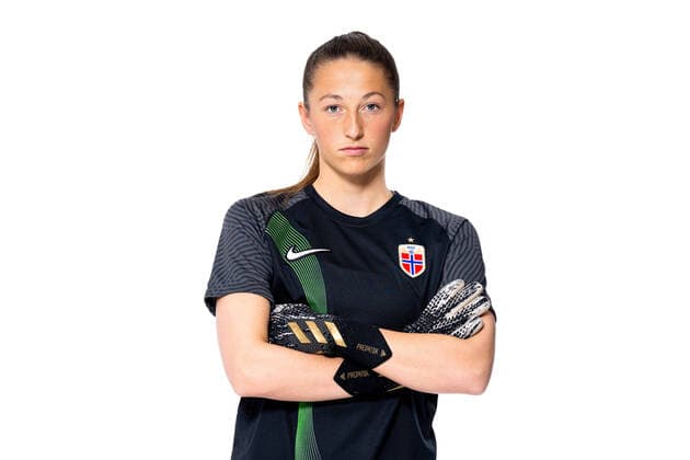 220407 Goalkeeper Cecilie Fiskerstrand of the Norwegian womens national football team poses for a portrait on April 4, 2022 in Oslo Photo Vegard Grott BILDBYRAN kod VG VG0262 bbeng fotball fotboll football norge norway a kvinnor portrett porträtt portraits dam,  Copyright: VEGARDxGRoTT BB220407VG177