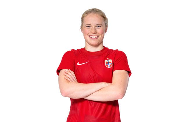 220407 Julie Blakstad of the Norwegian women nationals national football team poses for a portrait on April 4, 2022 in Oslo Photo Vegard Grott BILDBYRAN kod VG VG0262 bbeng fotball fotboll football norge norway a kvinnor portrett porträtt portraits dam,  Copyright: VEGARDxGRoTT BB220407VG222