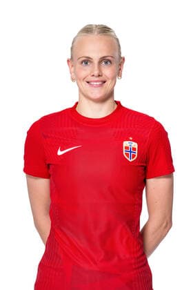 220407 Karina Saevik of the Norwegian womens national football team poses for a portrait on April 4, 2022 in Oslo Photo Vegard Grott BILDBYRAN kod VG VG0262 bbeng fotball fotboll football norge norway a kvinnor portrett porträtt portraits dam,  Copyright: VEGARDxGRoTT BB220407VG238