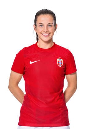 220407 Tuva Hansen of the Norwegian womens national football team poses for a portrait on April 4, 2022 in Oslo Photo Vegard Grott BILDBYRAN kod VG VG0262 bbeng fotball fotboll football norge norway a kvinnor portrett porträtt portraits dam,  Copyright: VEGARDxGRoTT BB220407VG292