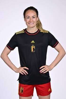TUBIZE, BELGIUM - APRIL 05 : Wullaert Tessa forward of Belgium pictured during a photoshoot of the National Belgian Football Team Women The Red Flames on April 5, 2022 in Tubize, Belgium, 05 04 2022 ( photoshoot Red Flames PhotoNews Panoramic 