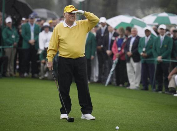 Honorary starter Jack Nicklaus prepares to tee off on the first hole with fellow honorees Gary Player and Tom Watson during the first day of the Masters golf tournament at Augusta National Golf Club in Augusta, Georgia on Thursday, April 7, 2022.  AUG20220407513 BOBxSTRONG