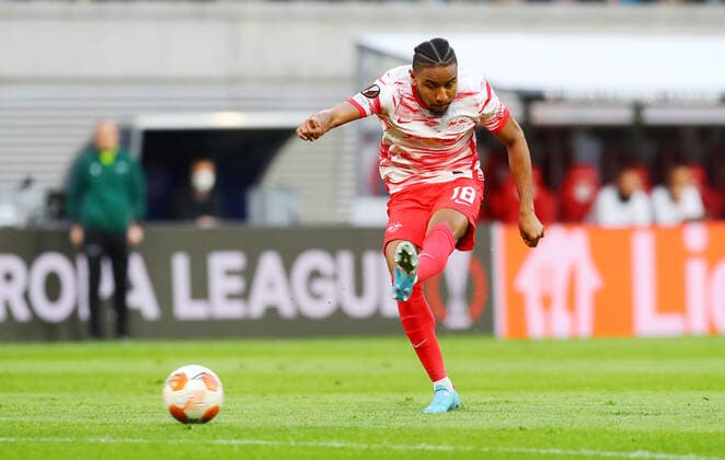 RB Leipzig Bergamo 07 04 2022 Leipzig, 07 04 2022, Red Bull Arena, Football, UEFA Europa League, Quarterfinals , RB Leipzig GER vs Atalanta Bergamo ITA , In picture Christopher Nkunku 18, RB Leipzig , UEFA regulations prohibit any use of photographs as image sequences and or quasi video , Picture Point
