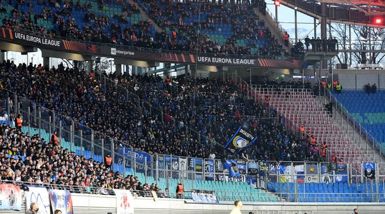 Football, men, 2021 2022 season, Europa League quarterfinals, first leg , RB Leipzig Atalanta Bergamo, Bergamo fans, 07 04 2022, Copyright: xSebastianxRäppoldx xMatthiasxKochx