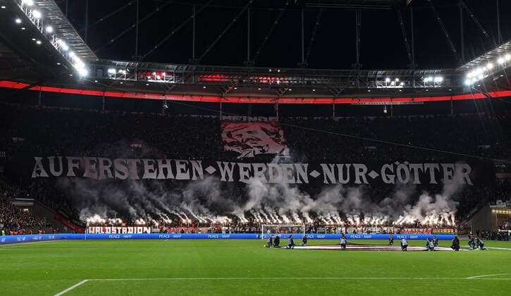 Football, EL, Eintracht Frankfurt - FC Barcelona, Choreo before the match