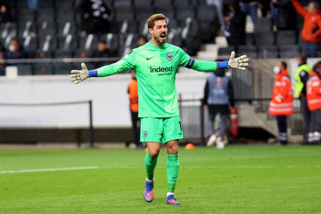 Frankfurt, Germany 07 April 2022 Europa League 2021 2022 Eintracht Frankfurt vs FC Barcelona goalkeeper Kevin Trapp Frankfurt is happy about the goal to 1 0 Deutsche Bank Park Hessen Copyright: xFotostandx xRacochax
