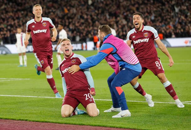 West Ham United v Olympique Lyonnais UEFA Europa League Jarrod Bowen of West Ham United celebrates scoring his sides 1st goal during the UEFA Europa League Quarter-Final First Leg match at the London Stadium, Stratford Content Not Available For UK Newspapers Copyright: xPaulxChestertonx FIL-16768-0020 UK Newspapers OUT