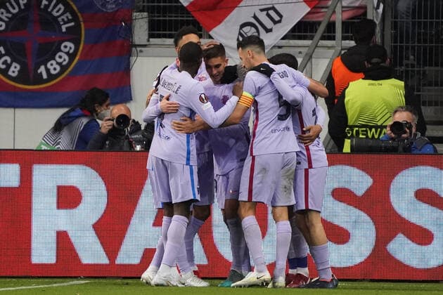 celebrate the goal, goal celebration for 1 1 Ferran Torres FC Barcelona, Barca Frankfurt 07 04 2022 Eintracht Frankfurt vs FC Barcelona, UEFA Europa League, quarter final, first leg