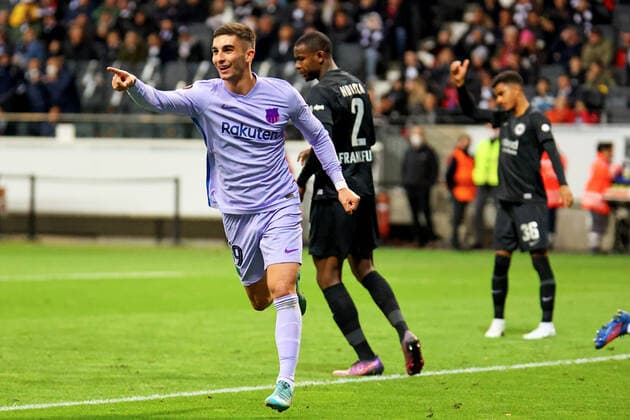 Frankfurt, Germany 07 April 2022 Europa League 2021 2022 Eintracht Frankfurt vs FC Barcelona goal scorer Ferran Torres Barca is happy about his goal to equalize 1 1 Deutsche Bank Park Hessen Copyright: xFotostandx xRacochax
