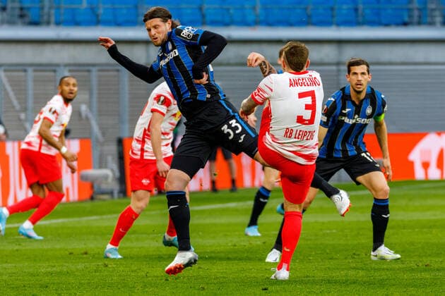 Leipzig, Germany 07 April 2022 Europa League 2021 2022 RB Leipzig vs Bergamo v li in duel Hans Hateboer Atalanta Bergamo and Jose Angelino RB Leipzig Red Bull Stadion Sachsen Copyright: xFotostandx xMatybax