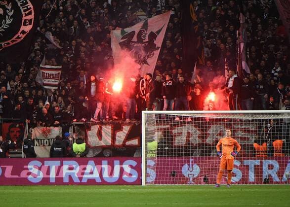 07 04 2022 Frankfurt am Main, Deutsche Bank Park Football, UEFA Europa League quarterfinals Eintracht Frankfurt FC Barcelona goal celebration with pyrotechnics behind Marc AndrÃ ter Stegen Barcelona9 emspor, DFL regulations prohibit any use of photographs as image sequences and or quasi video