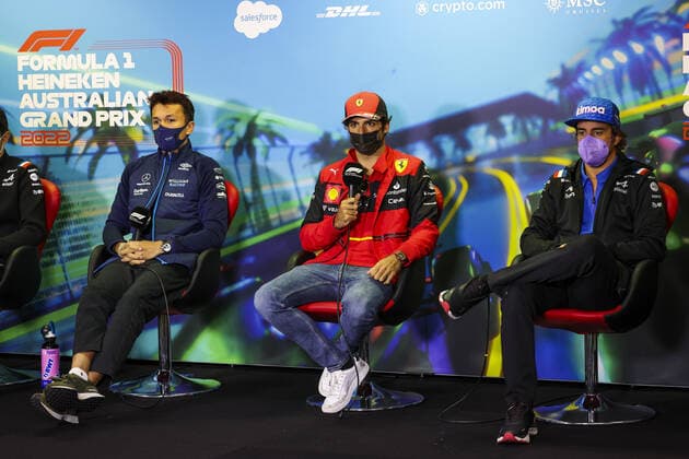 SAINZ Carlos (spa), Scuderia Ferrari F1-75, portrait, press conference, PK, Pressekonferenz during the Formula 1 Heineken Australian Grand Prix 2022, 3rd round of the 2022 FIA Formula One World Championship, WM, Weltmeisterschaft on the Albert Park Circuit, from April 8 to 10, 2022 in Melbourne, Australia - F1 - AUSTRALIAN GRAND PRIX 2022 DPPI Panoramic 00122008_1231.JPG_