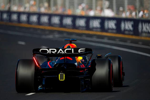 01 VERSTAPPEN Max (nld), Red Bull Racing RB18, action during the Formula 1 Heineken Australian Grand Prix 2022, 3rd round of the 2022 FIA Formula One World Championship, WM, Weltmeisterschaft on the Albert Park Circuit, from April 8 to 10, 2022 in Melbourne, Australia - F1 - AUSTRALIAN GRAND PRIX 2022 DPPI Panoramic  00122008__V2_7633.jpg