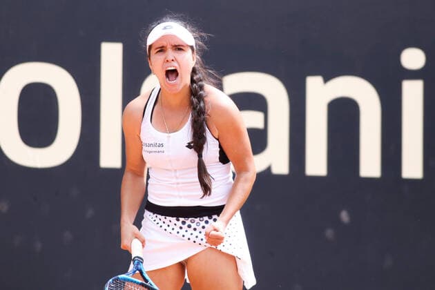 Colsanitas Cup Bogota WTA, Tennis Damen Tournament Maria Camila Osorio of Colombia celebrate during the match against Ä°pek Öz of Turkey at the Copa Colsanitas WTA Tournament on April 7, 2022 in Bogota, Colombia. Bogota Colombia  Copyright: xDanielxGarzonxHerazox originalFilename:garzonherazo-colsanit220407_npAyk.jpg