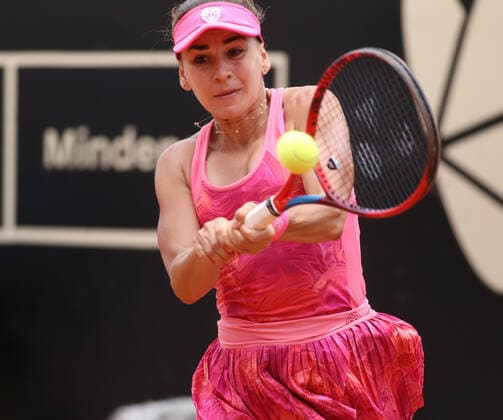 Colsanitas Cup Bogota WTA, Tennis Damen Tournament Irina Bara of Romania plays during the match against Suzan Lamens of Netherlands at the Copa Colsanitas WTA Tournament on April 7, 2022 in Bogota, Colombia. Bogota Colombia  Copyright: xDanielxGarzonxHerazox originalFilename:garzonherazo-colsanit220407_npfzR.jpg