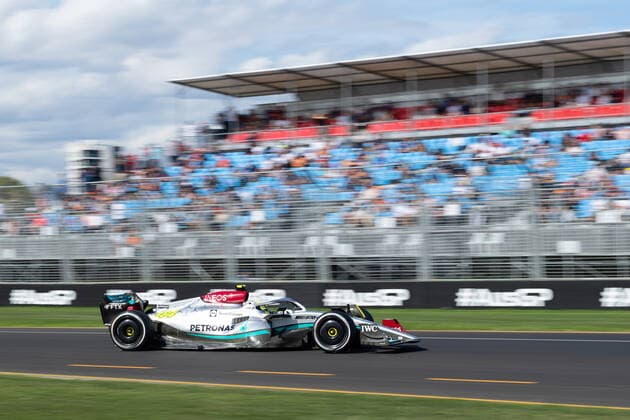 MELBOURNE, AUSTRALIA - APRIL 08: Lewis Hamilton (44) of Great Britain and Mercedes AMG Petronas Motorsport during the Australian Formula One Grand Prix at Albert Park on April 08, 2022 in Melbourne, Australia. (Photo by Steven Markham Icon Sportswire) AUTO: APR 08 F1 - Australian Grand Prix Icon22040819461