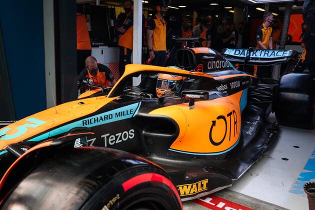 03 RICCIARDO Daniel (aus), McLaren F1 Team MCL36, action during the Formula 1 Heineken Australian Grand Prix 2022, 3rd round of the 2022 FIA Formula One World Championship, WM, Weltmeisterschaft on the Albert Park Circuit, from April 8 to 10, 2022 in Melbourne, Australia - F1 - AUSTRALIAN GRAND PRIX 2022 DPPI Panoramic  00122008_AV6_1050